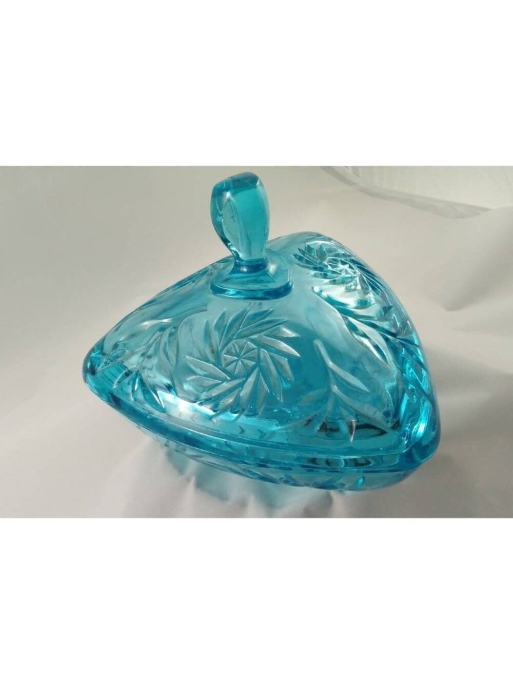 Vintage Aqua Blue Cut Glass Trinket Dish With Lid – Swirl Flower Pattern
